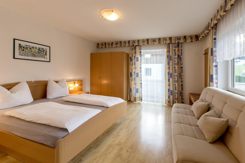 Haus Schonblick Apartment San Lorenzo di Sebato